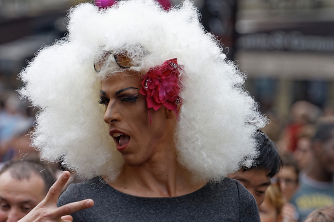Gay pride Paris JUN13-059